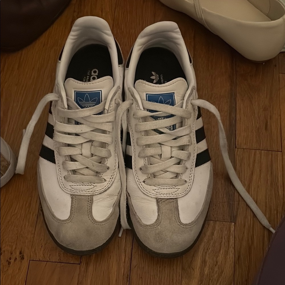 Adidas sambas